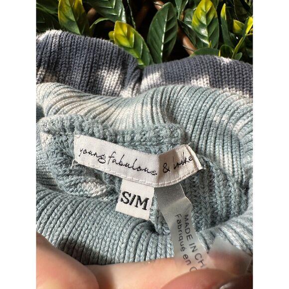 yfb Blue White Tie Dye Distressed Mock Neck Sweater Size Small - Picture 4 of 6